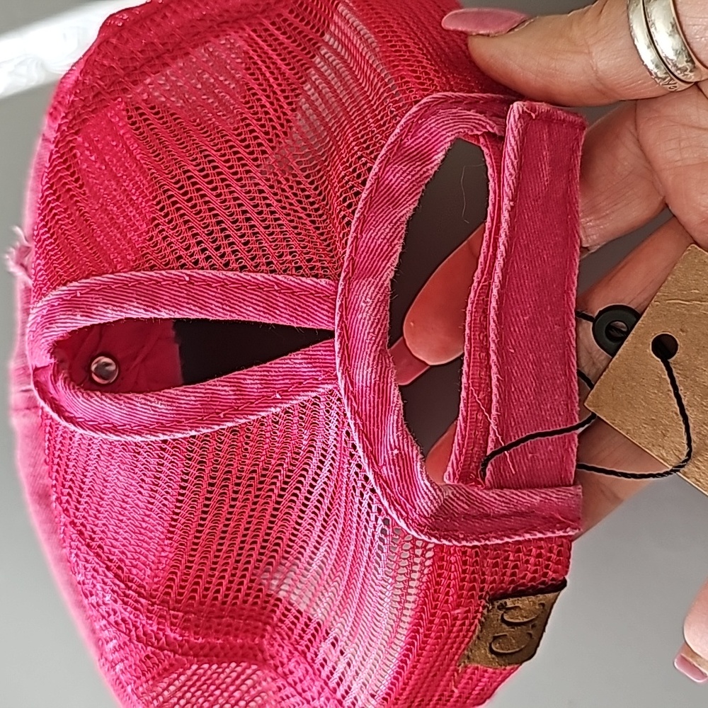 NWT CC Pink ponytail hat - Picture 2 of 5